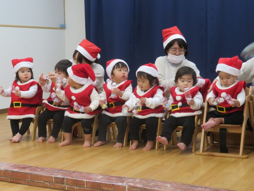 クリスマス発表会 福山市認可小規模保育所 0歳1歳2歳対象 結絆福祉会グループ保育所 クリスマス発表会 福山市認可小規模保育所 0歳1歳2歳対象 結絆福祉会グループ保育所